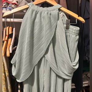 Brand new never worn size small top/bottom